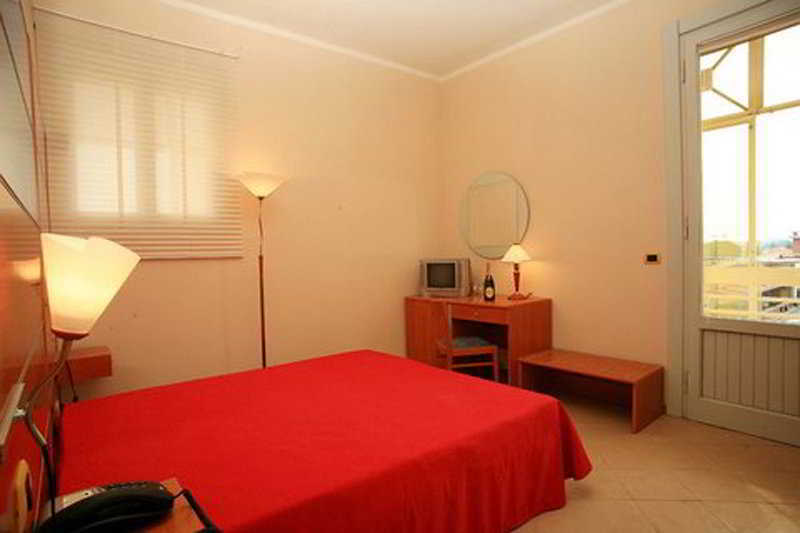 Hotel Crystal Palace Montecatini Terme Ruang foto